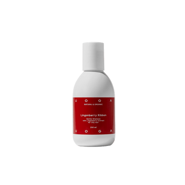 Uoga Uoga LINGONBERRY RIBBON Shampoo with lingonberry and rosemary extracts for oily hair 250 ml